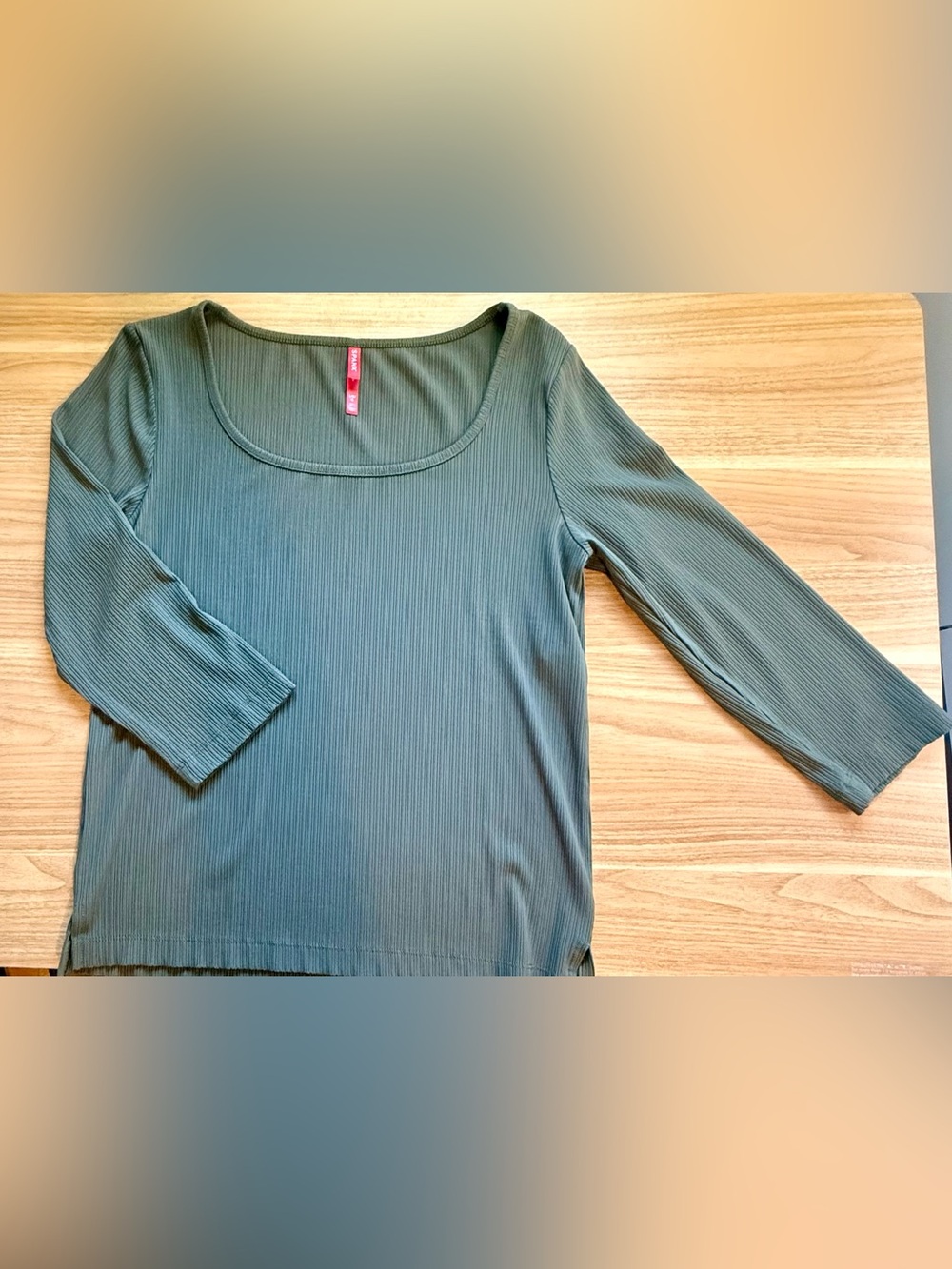 SPANX Olive Green Ribbed Scoop Neck Top 3/4 Sleeve Stretch Slimming Knit M